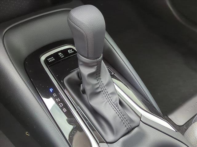 Vehicle image 14 of 18