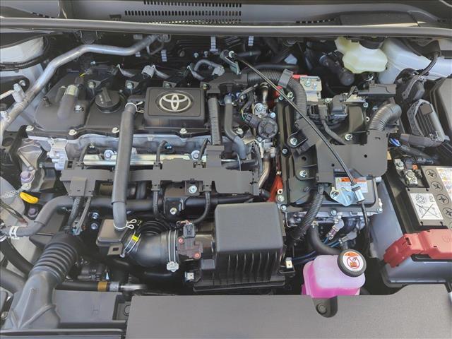 Vehicle image 17 of 18