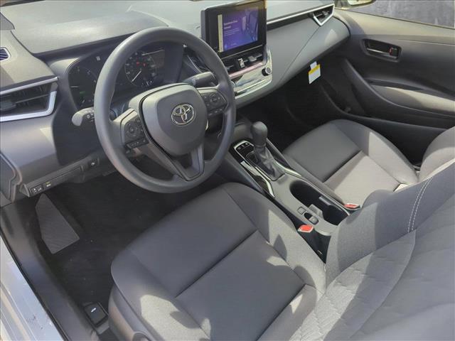 Vehicle image 8 of 18