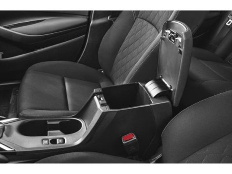 Vehicle image 17 of 18