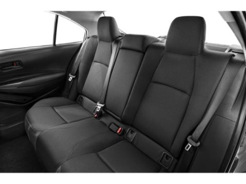 Vehicle image 16 of 18