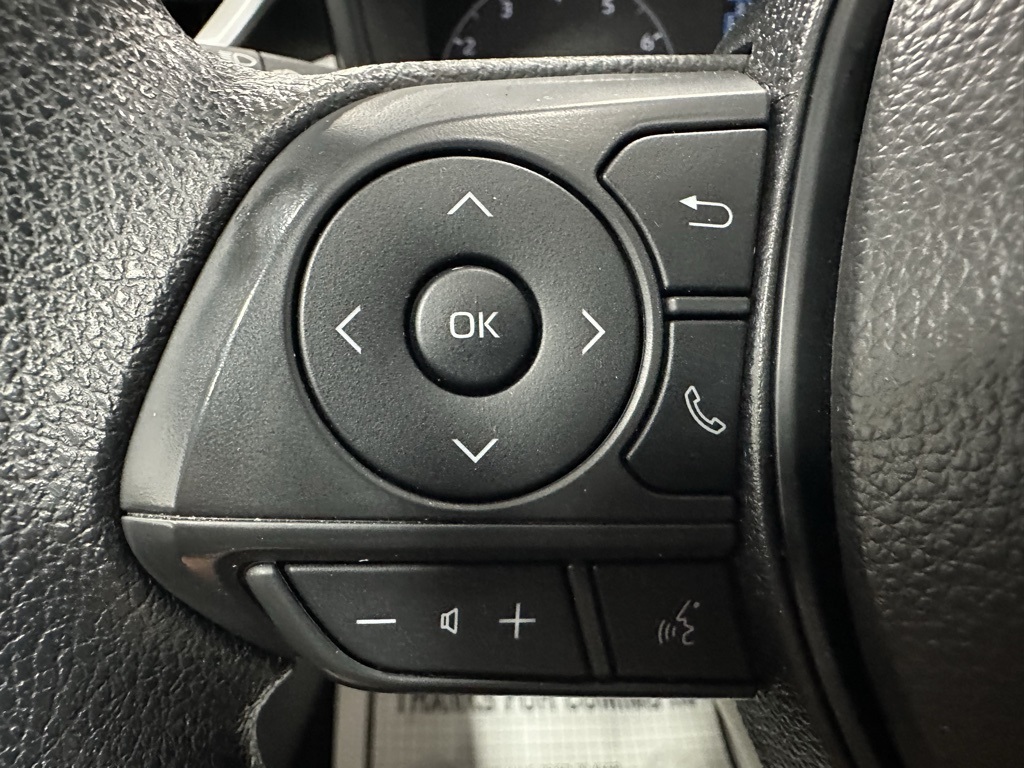 2025 Toyota Corolla LE Image 54 of 67