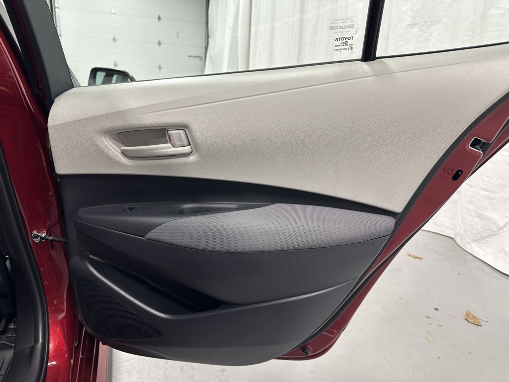 2025 Toyota Corolla LE Image 52 of 67