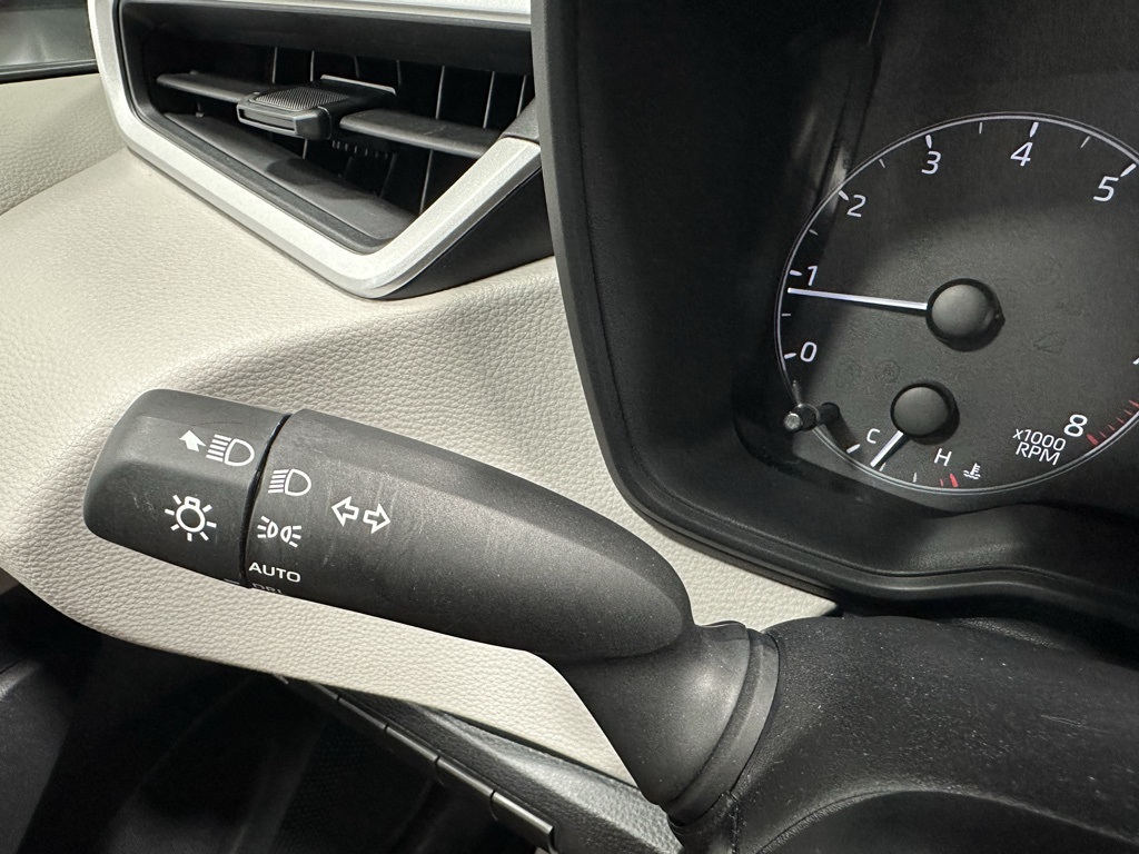 2025 Toyota Corolla LE Image 61 of 67