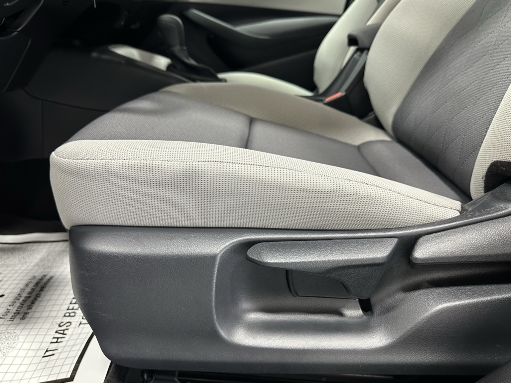 2025 Toyota Corolla LE Image 63 of 67