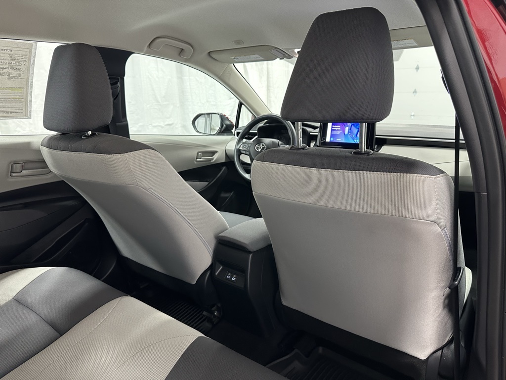 2025 Toyota Corolla LE Image 59 of 67