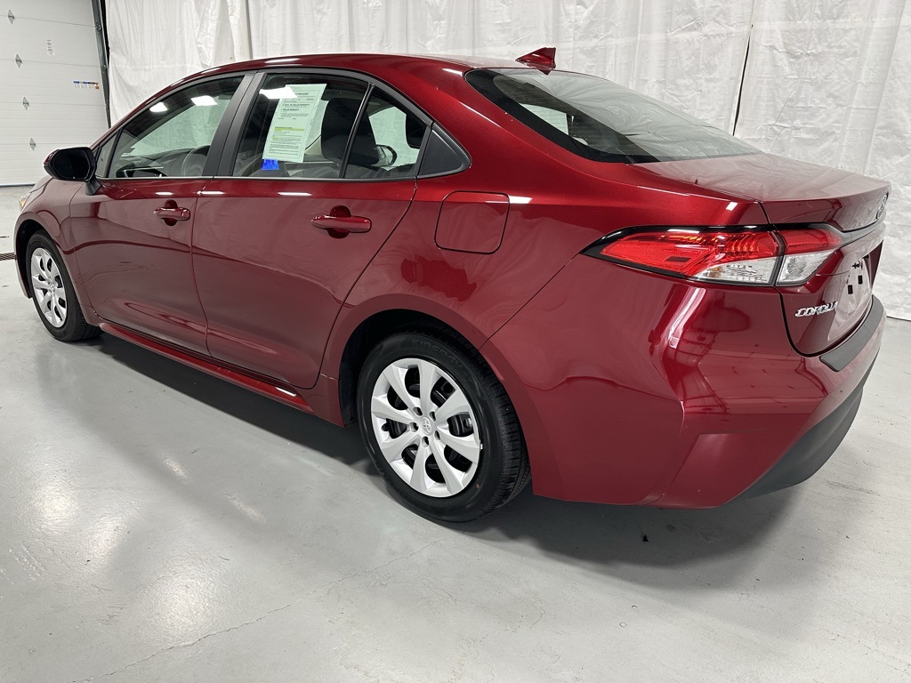 2025 Toyota Corolla LE Image 6 of 67