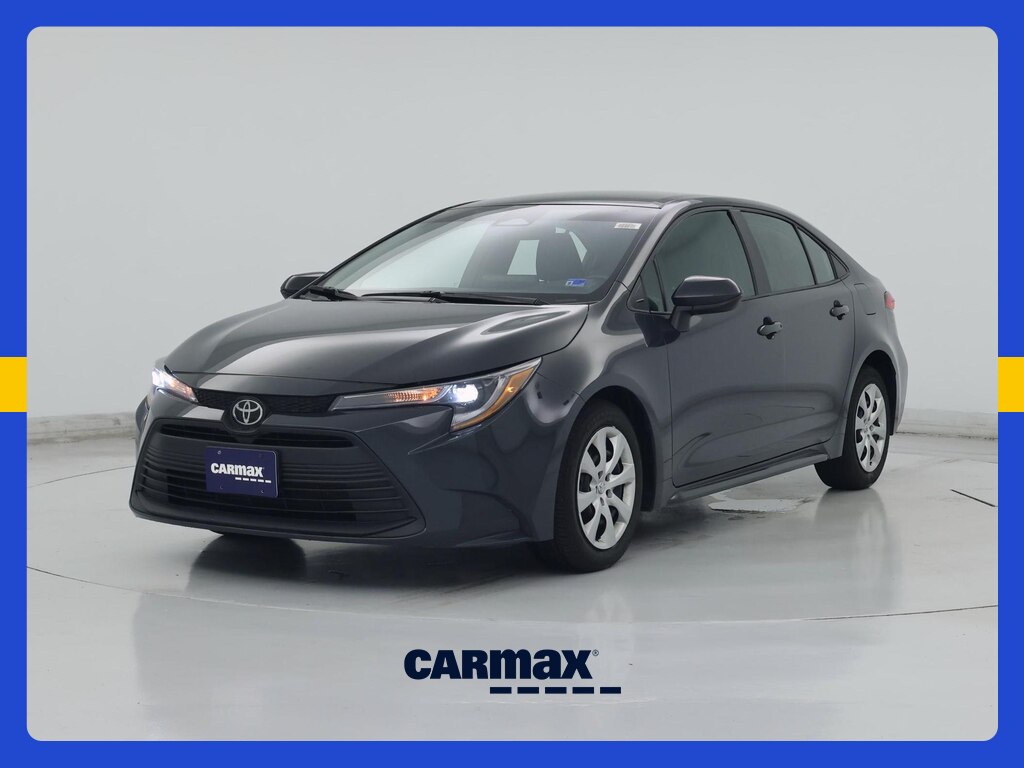 2025 Toyota Corolla LE Image 1 of 18