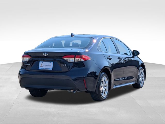 Vehicle image 6 of 33