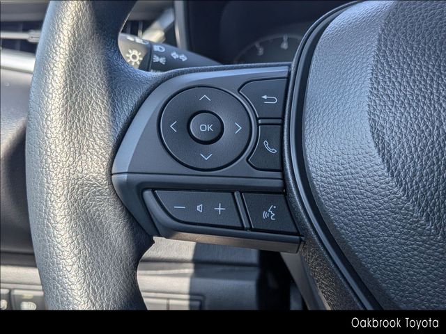 Vehicle image 26 of 33