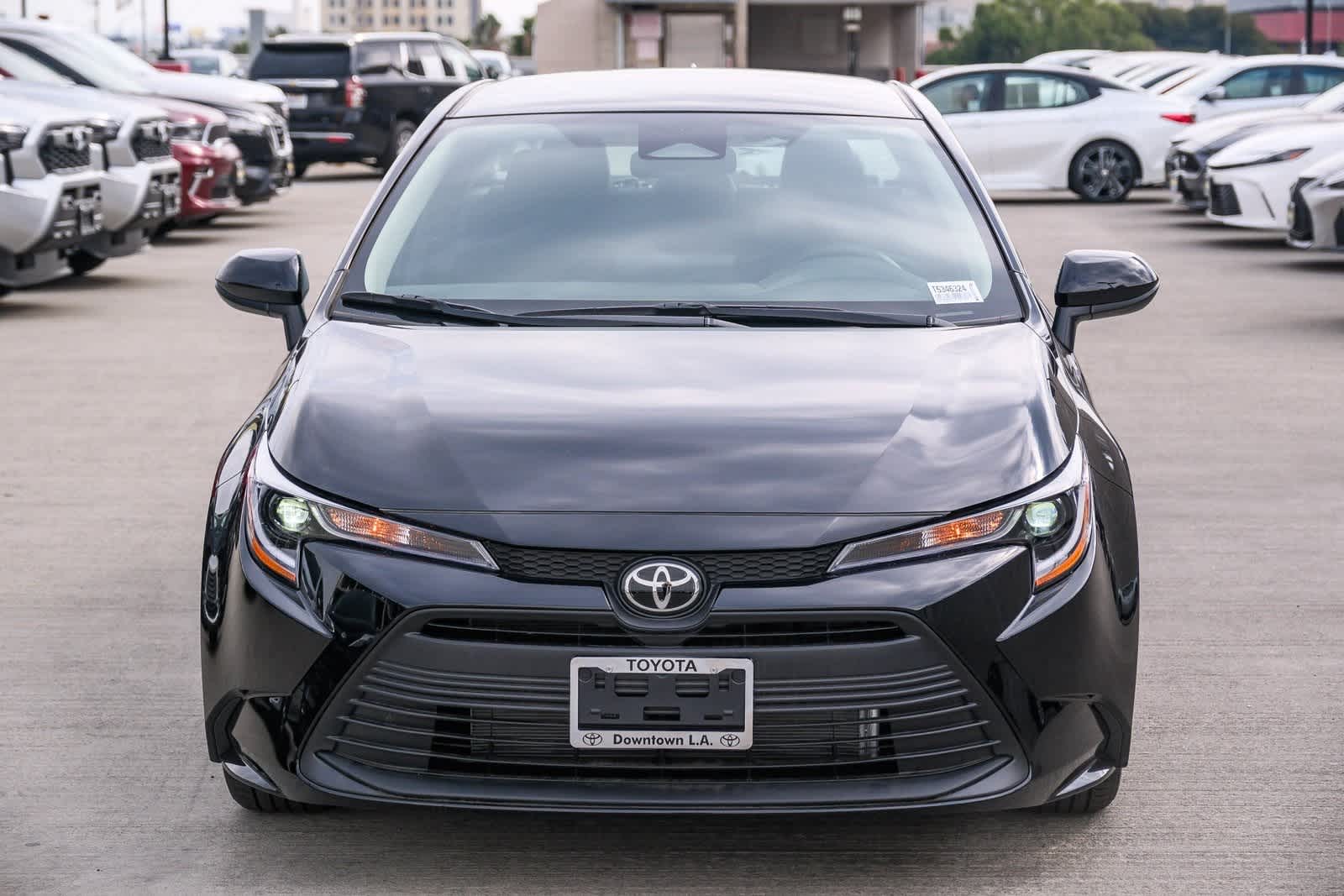 2025 Toyota Corolla LE Image 4 of 29