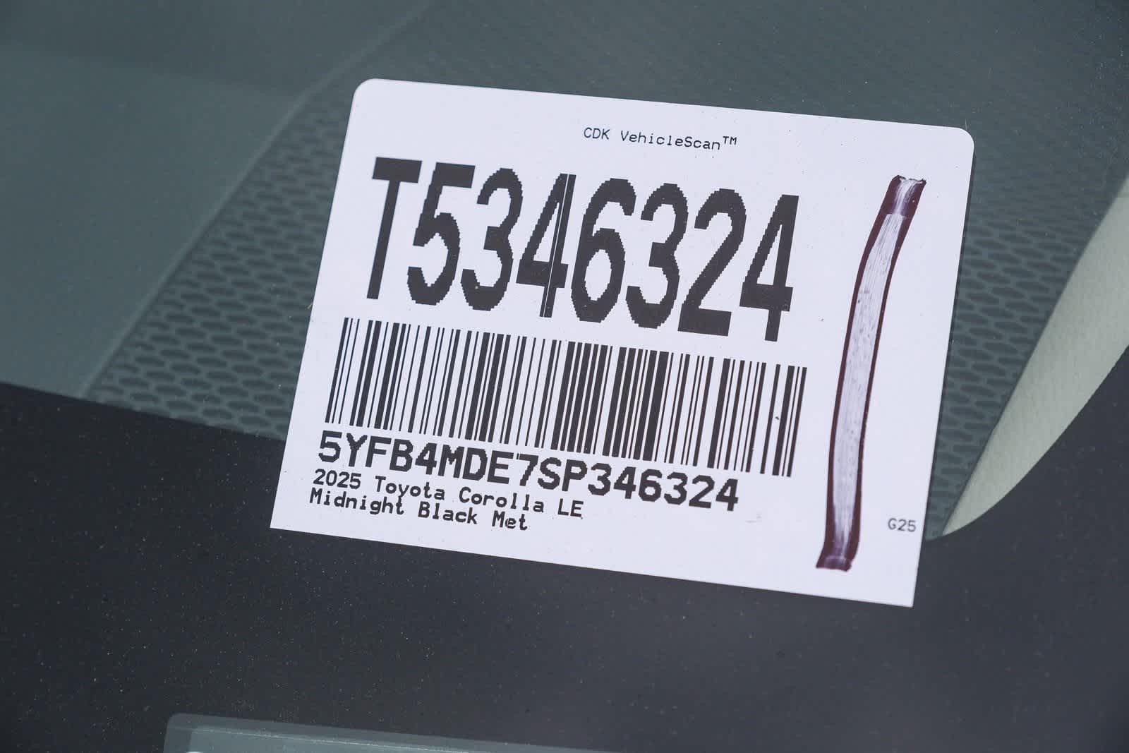 2025 Toyota Corolla LE Image 25 of 29