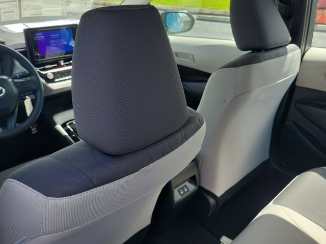 Vehicle image 7 of 30