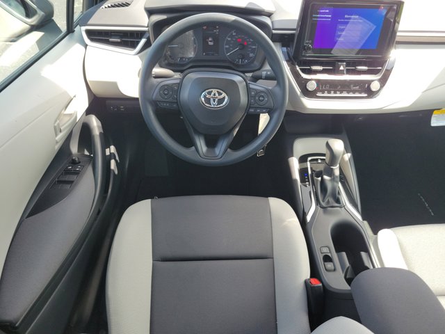 Vehicle image 10 of 30