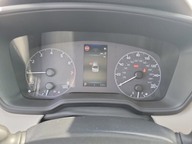 Vehicle image 14 of 30