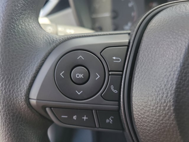 Vehicle image 20 of 30