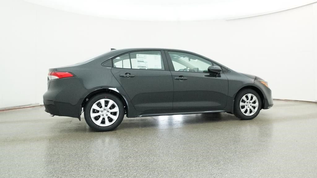 Vehicle image 19 of 33