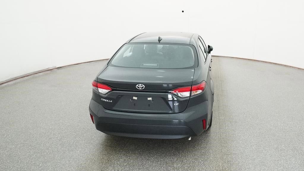 Vehicle image 25 of 33