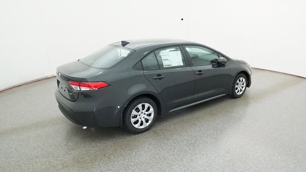 Vehicle image 22 of 33
