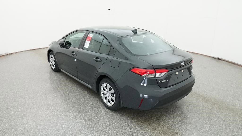 Vehicle image 28 of 33