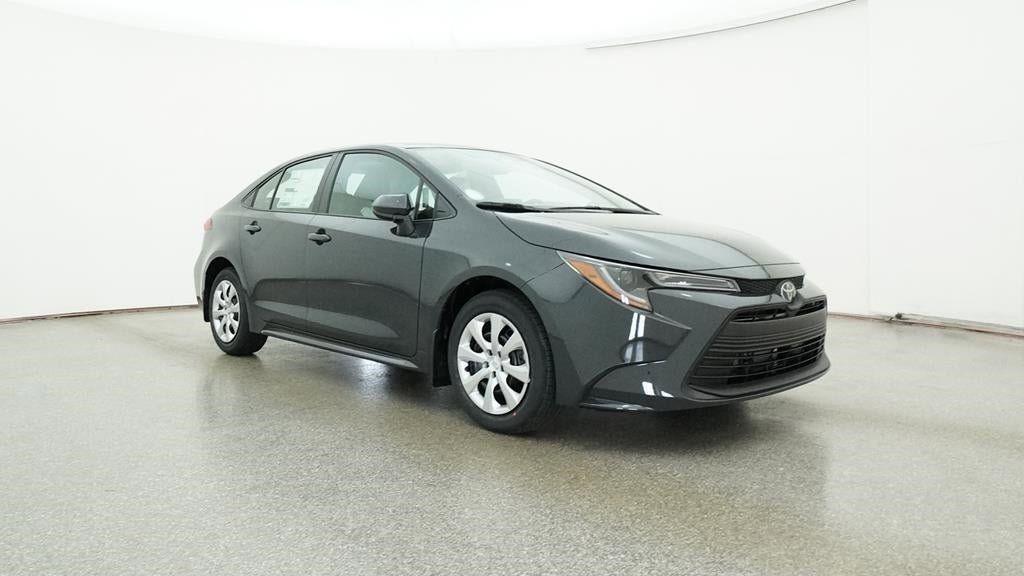 Vehicle image 10 of 33