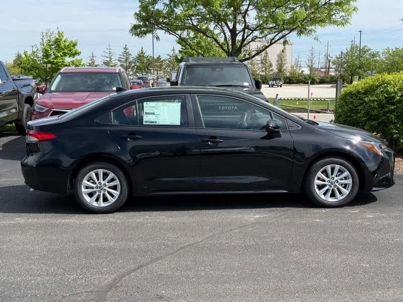 Vehicle image 3 of 19