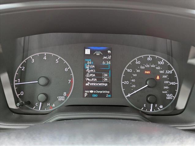 Vehicle image 13 of 17