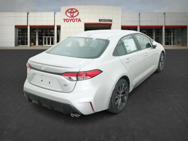 Vehicle image 20 of 40