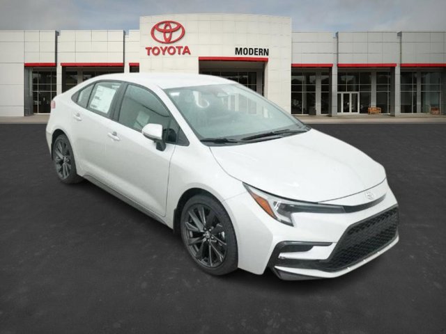 Vehicle image 11 of 40