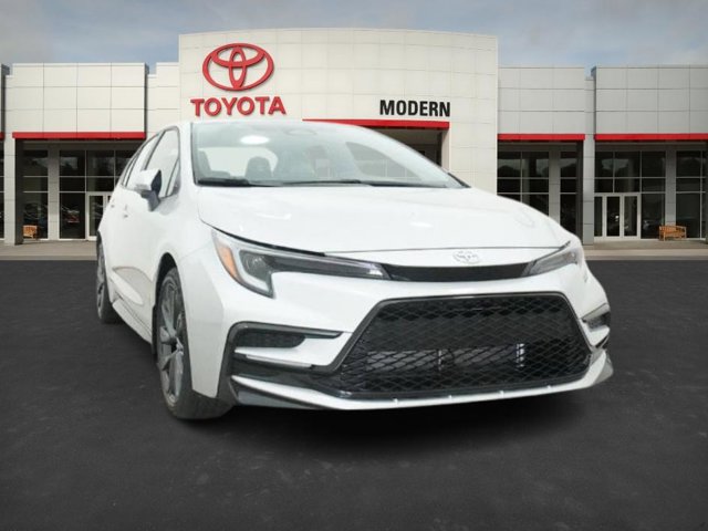 Vehicle image 14 of 40