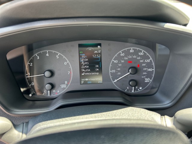 Vehicle image 19 of 37