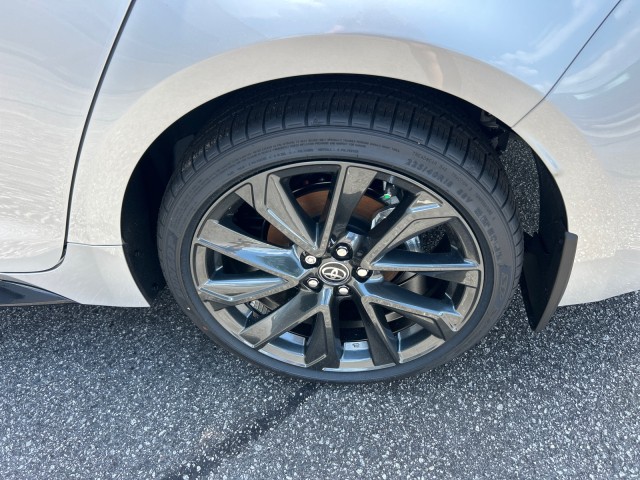 Vehicle image 9 of 37