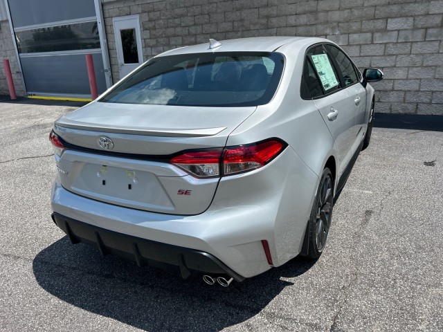 Vehicle image 6 of 37