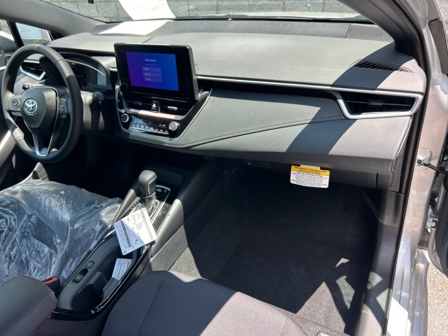 Vehicle image 17 of 37