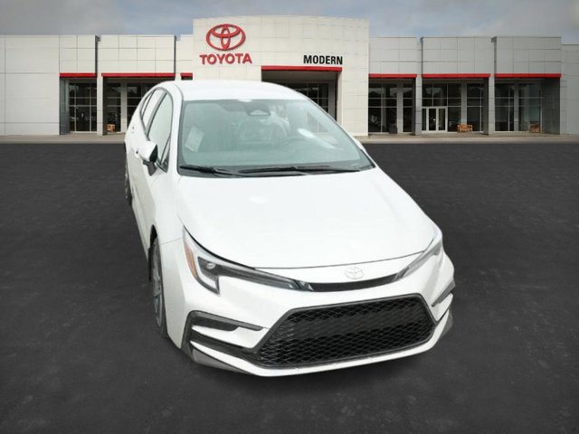 Vehicle image 12 of 40
