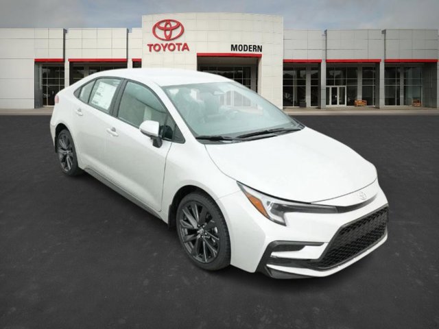 Vehicle image 11 of 40