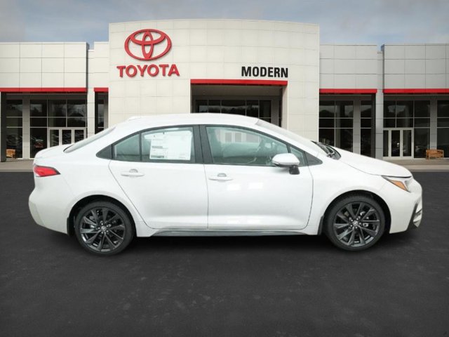 Vehicle image 14 of 40