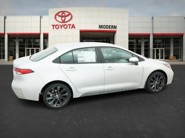 Vehicle image 16 of 40
