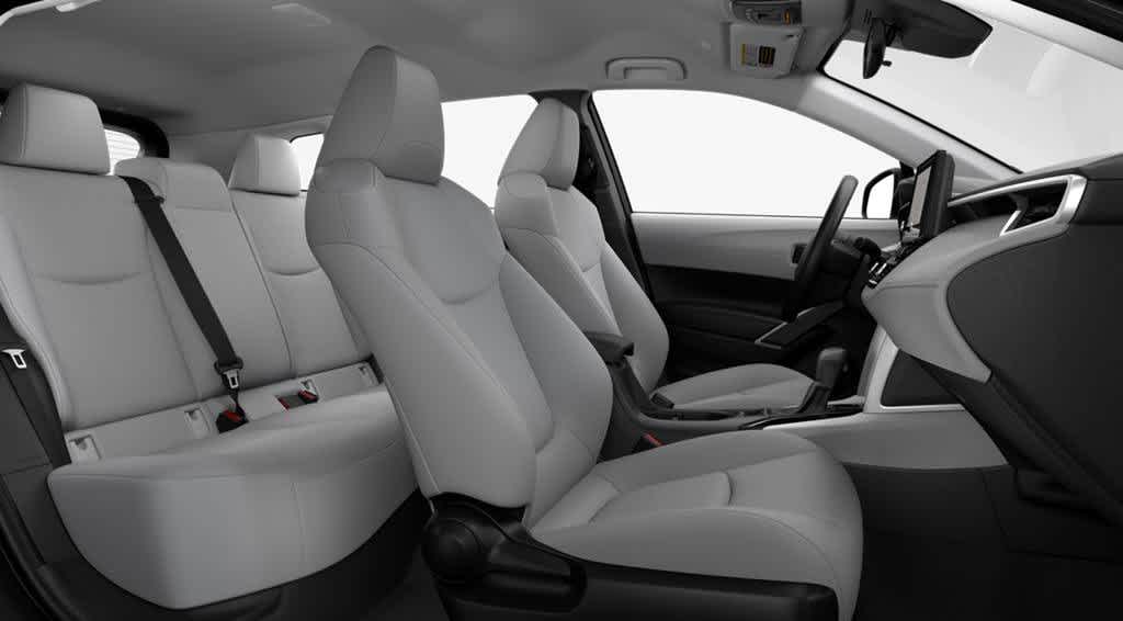 Vehicle image 5 of 8