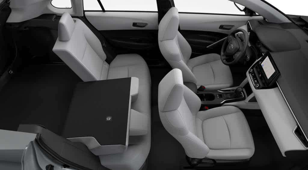 Vehicle image 6 of 8