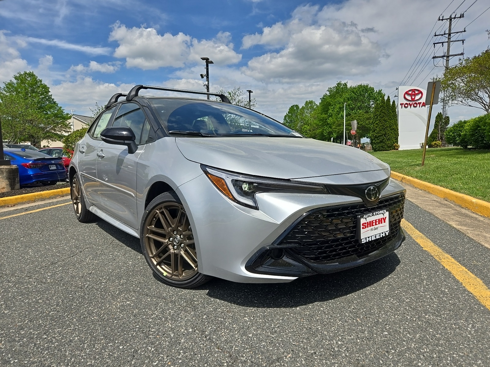 Vehicle image 6 of 40