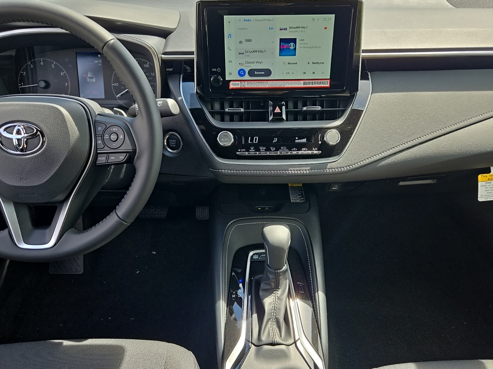 Vehicle image 19 of 40