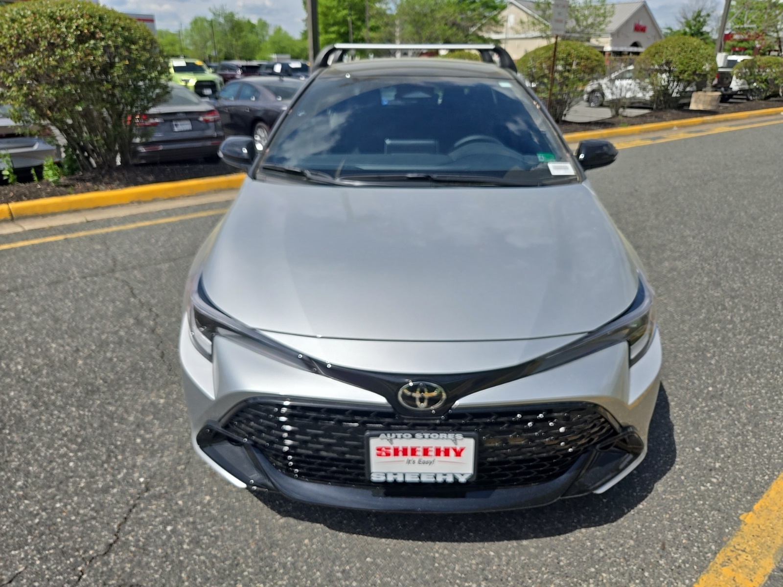 Vehicle image 4 of 40