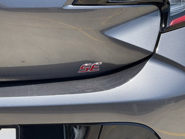 Vehicle image 10 of 22