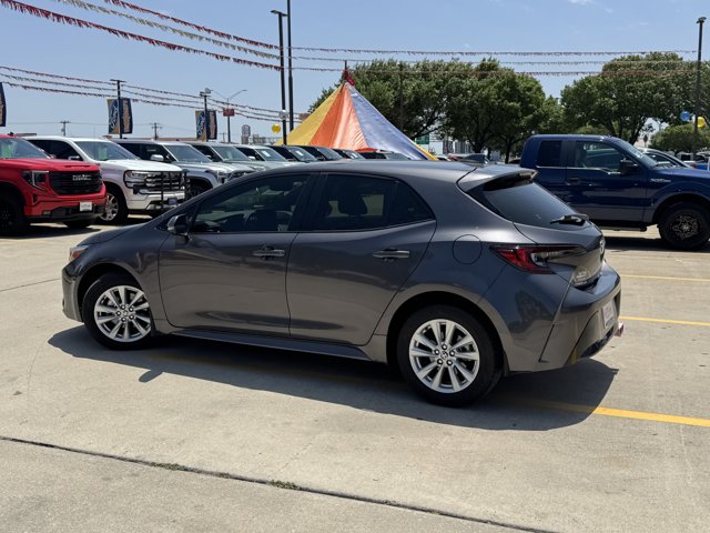 Vehicle image 7 of 22