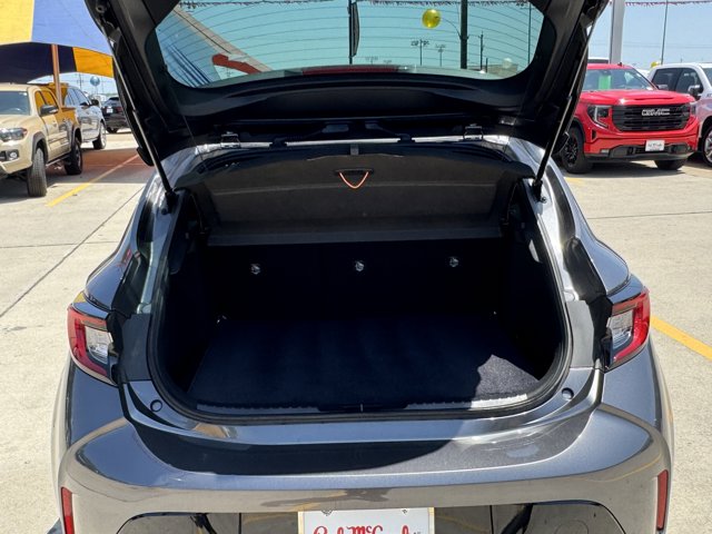 Vehicle image 12 of 22