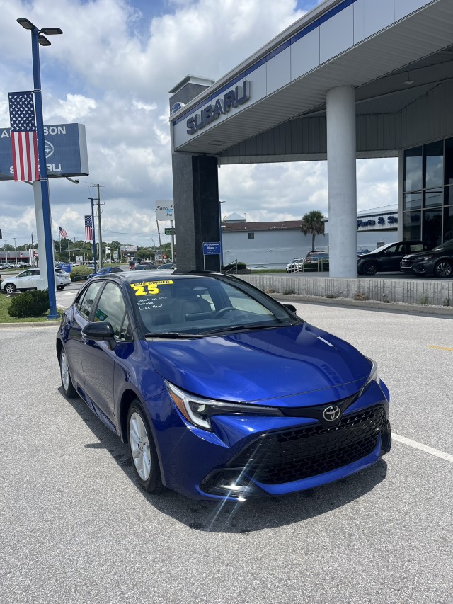 Vehicle image 2 of 21