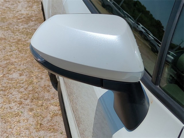 Vehicle image 12 of 26