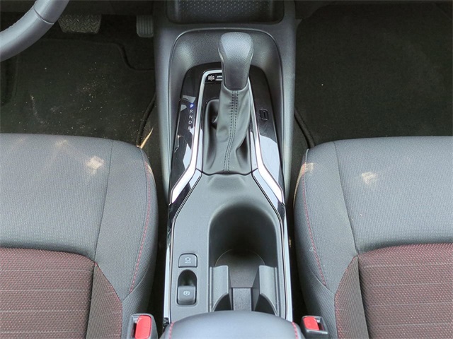 Vehicle image 18 of 26
