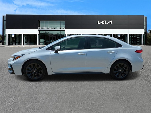 Vehicle image 8 of 26